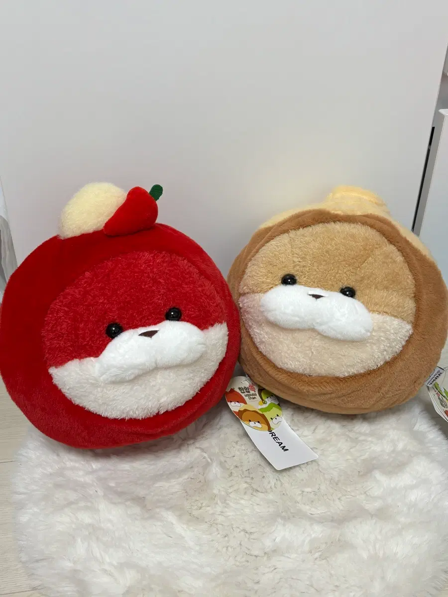 (새상품) 한입쏙 우소우소짱 매콤치즈 버터떡 19cm 인형 2종 + 덤