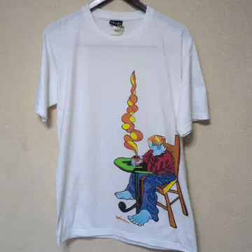 VOLCOM 아티스트 시리즈 T셔츠 L 사이즈