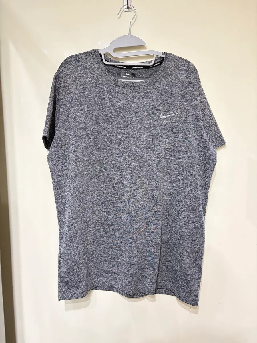 (2XL)나이키 드라이핏 기능성 러닝반팔