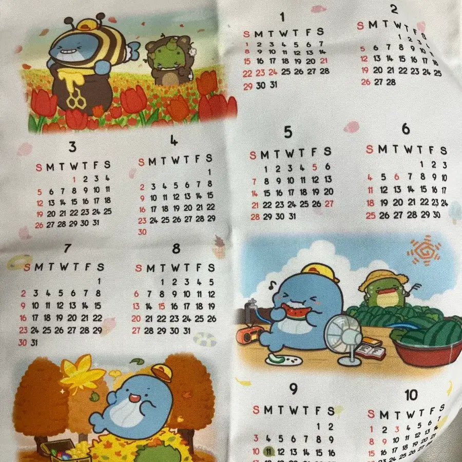 잠뜰 공룡 2023 패브릭 달력 팔아요