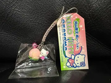 오카야마 한정판 복숭아 버전 헬로키티 스트랩