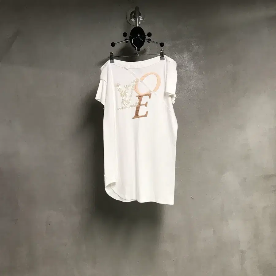 루이비통 반팔 티셔츠 화이트 L(W)