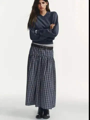 ZARA 벨트 체크 무늬 미디 스커트