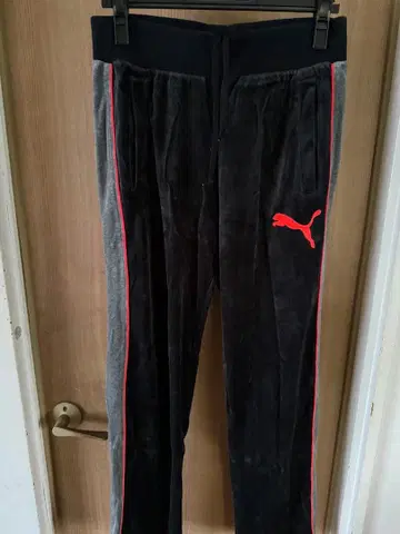 PUMA 벨로아 조거 팬츠 블랙 M