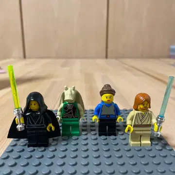 레고 스타 워즈 미니 피규어 4개 정품 LEGO