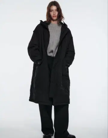 [ 새상품 ] ZARA 퀼팅 후드 부착 롱 코트 블랙