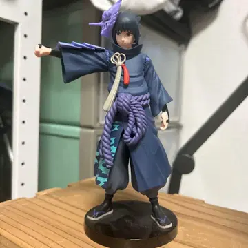 NARUTO 우치하 사스케 피규어