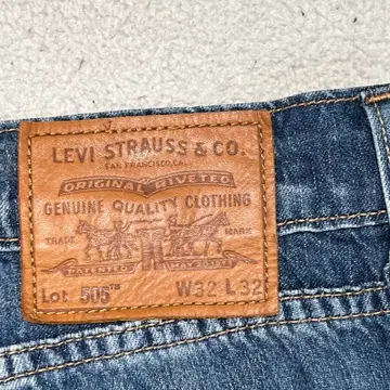 送料無料 新品 Levi