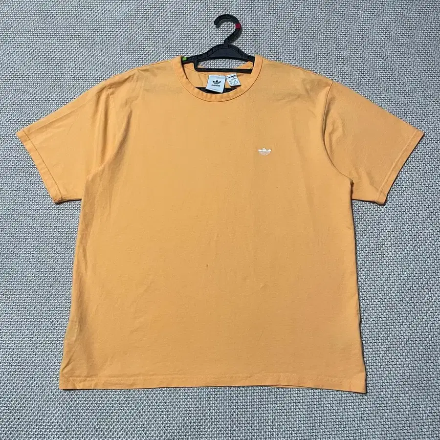 XL 아디다스 여성 라운드 반팔티 B.8219