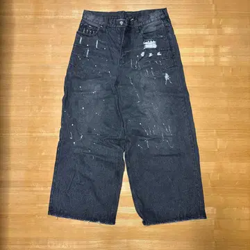 BELVET. 워시드 페이디드 데님