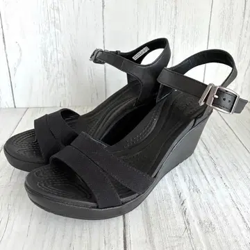 [컨디션 최상] crocs 앵클 스트랩 통굽 샌들 블랙 W8