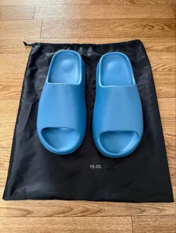 [ 새상품 ] YEEZY YS-01 BLUE US11 / JP29