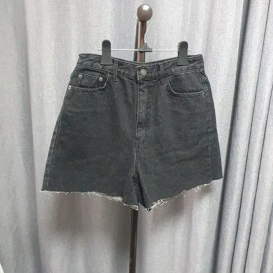 M흑청 데님 반바지