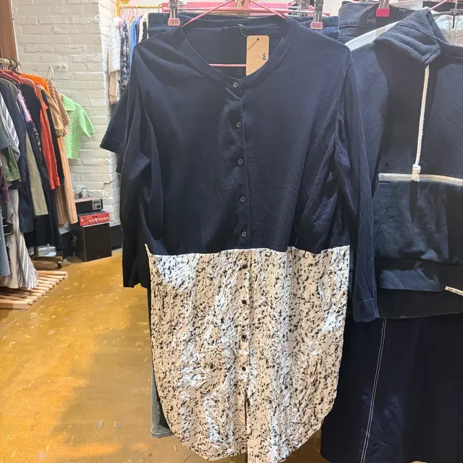 코스 네이비 배색 원피스