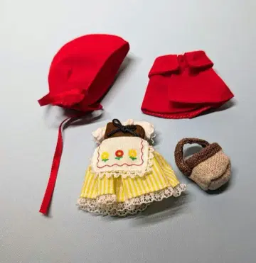 미니 브라이스 버터케이크 애프터눈 아웃핏