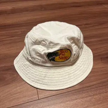 Bass Pro Shops 버킷햇 화이트