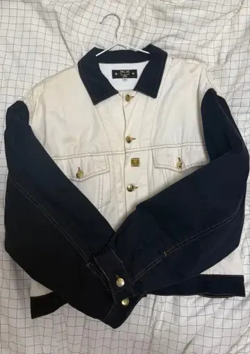 MCM 크롭 자켓 Y2K