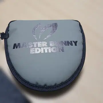 MASTER BUNNY EDITION 퍼터 커버 말렛형 그레이 새상품