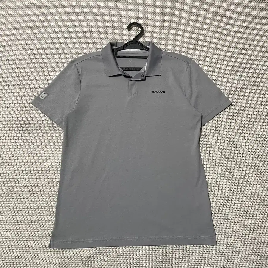 L 블랙야크 기능성 반팔 카라티 B.8217