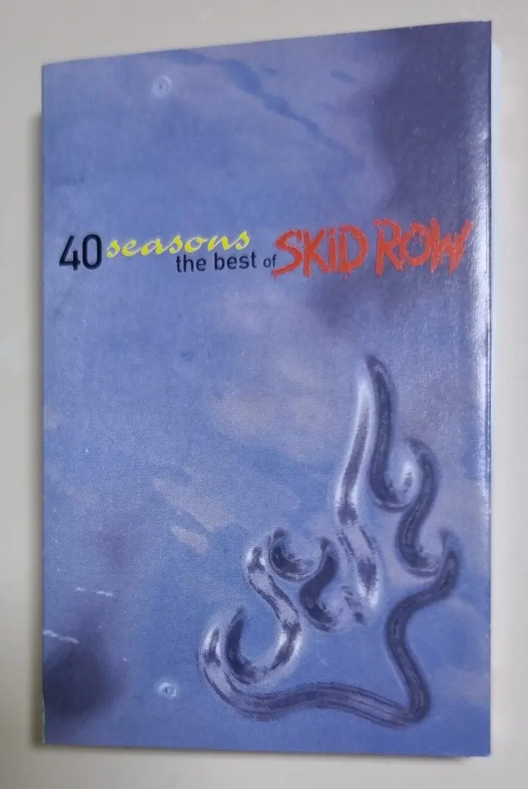 스키드 로우 - 베스트 40 Seasons (개봉 카세트테이프)