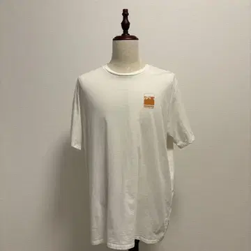 [ 새상품급 ] Patagonia 그래픽 로고 T셔츠 화이트 M