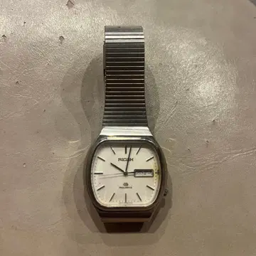 RICOH R-QUARTZ 남성용 손목시계 빈티지