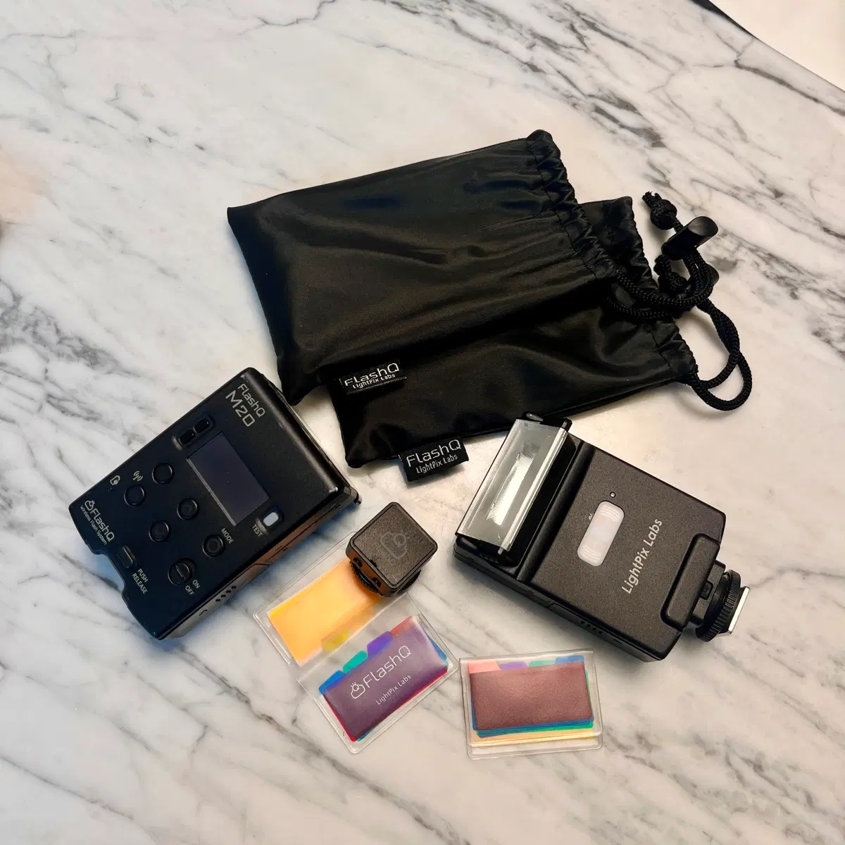 라이트픽스 FlashQ M20 Fuji 2대
