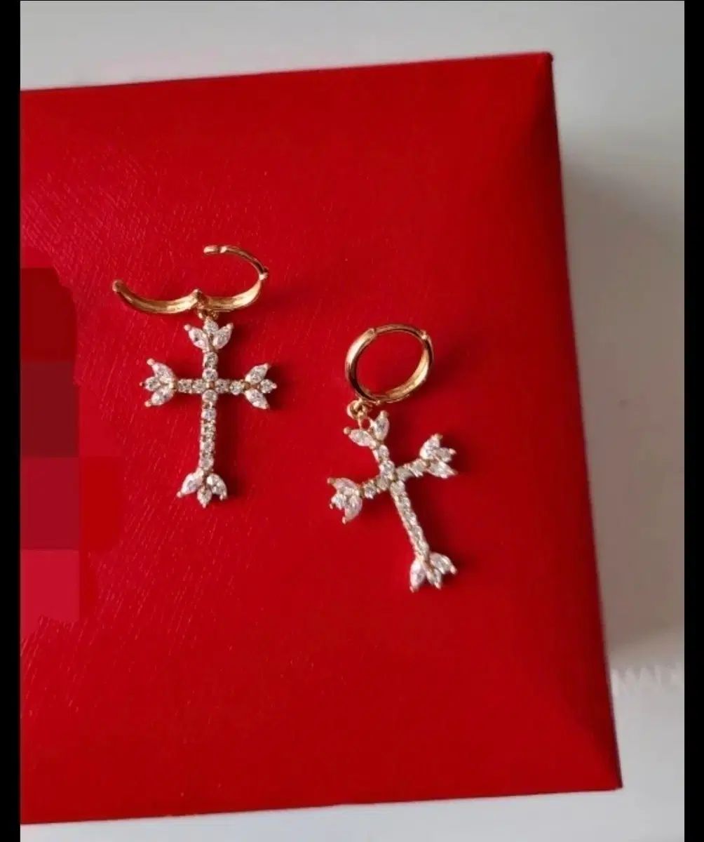 14K 큐빅 십자가 원터치 귀걸이 (새상품)