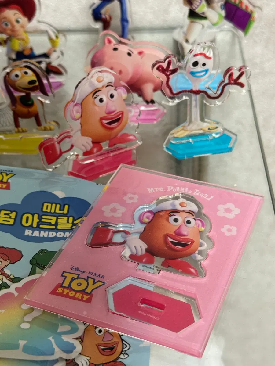다이소 토이스토리 미니 랜덤 아크릴스탠드 미세스 포테이토
