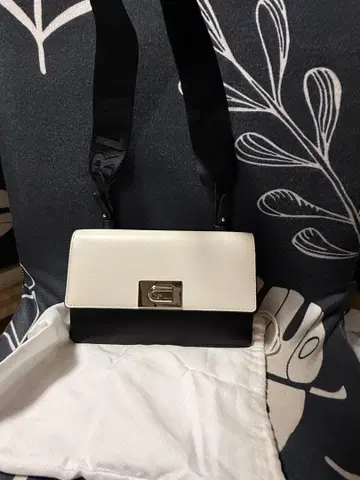 FURLA 숄더백 바이컬러