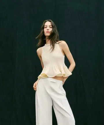 ZARA 리브 니트 페플럼 상의 S