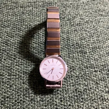 OMEGA 여성용 손목시계 아날로그 쿼츠 콤비 컬러