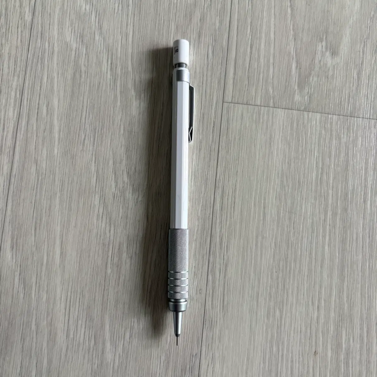 무인양품 저중심 샤프 0.5