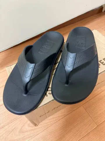 Island Slipper EVE 플립플랍 블랙