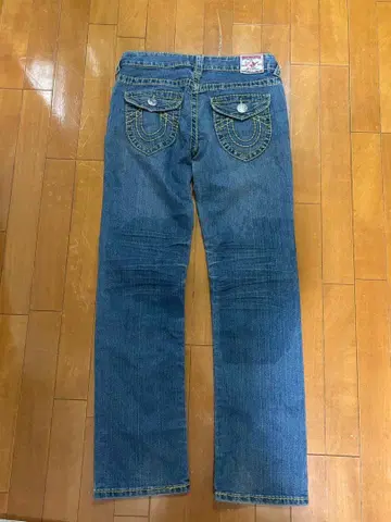 TRUE RELIGION billy W28