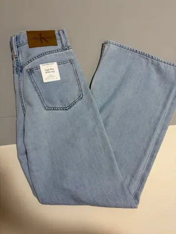 택 포함 새상품 캘빈클라인 진 하이라이즈 와이드 레그 데님 팬츠 25