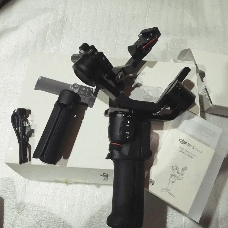 DJI RS 3 MINI 짐벌