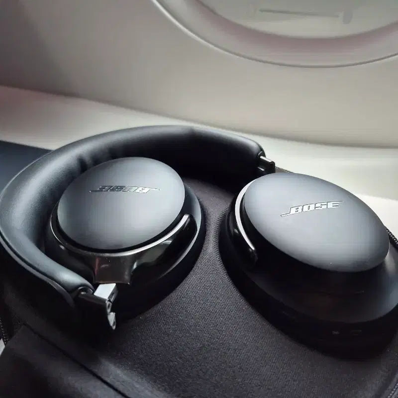 보스(BOSE) QC ULTRA 2세대 헤드폰 블랙 풀박스