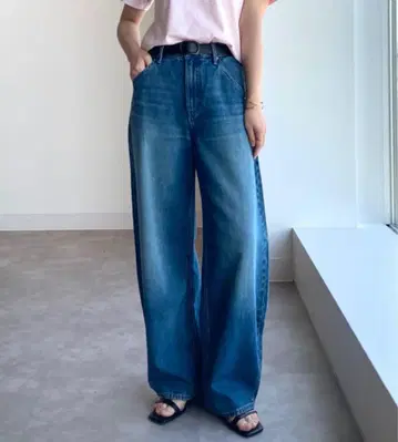 유니클로 UNIQLO 배기 커브진 67 블루 28인치