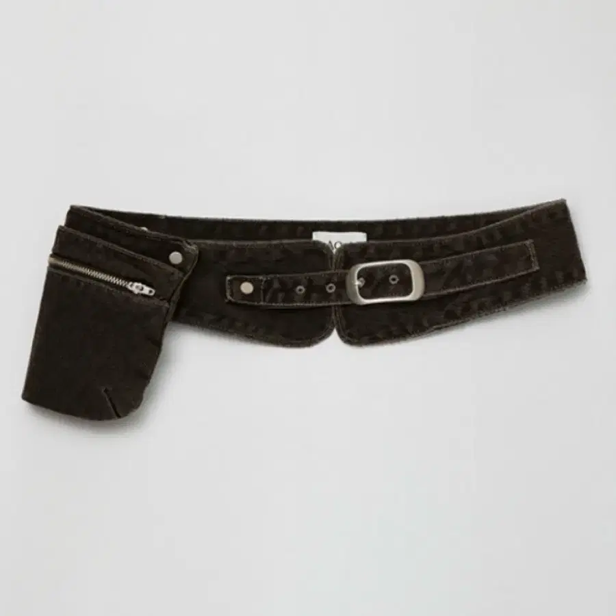 아옵트 벨트백 POCKET DENIM BELT - BROWN