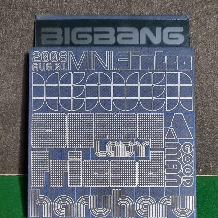 빅뱅(BIGBANG) 3집 .Stand Up.