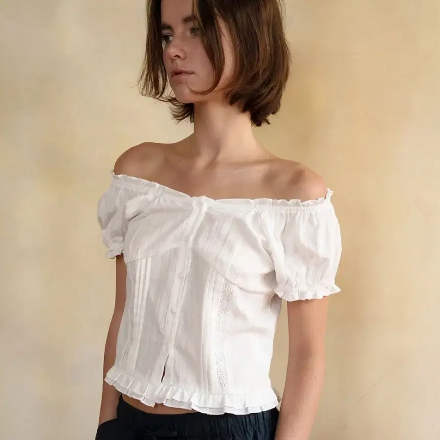 샤드라마 LACE TRIMMED BLOUSE