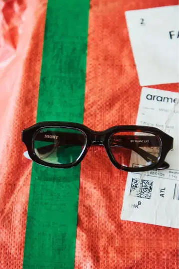 NKNIT/BLANC sunglasses CLEAR GRAY 데미/조광