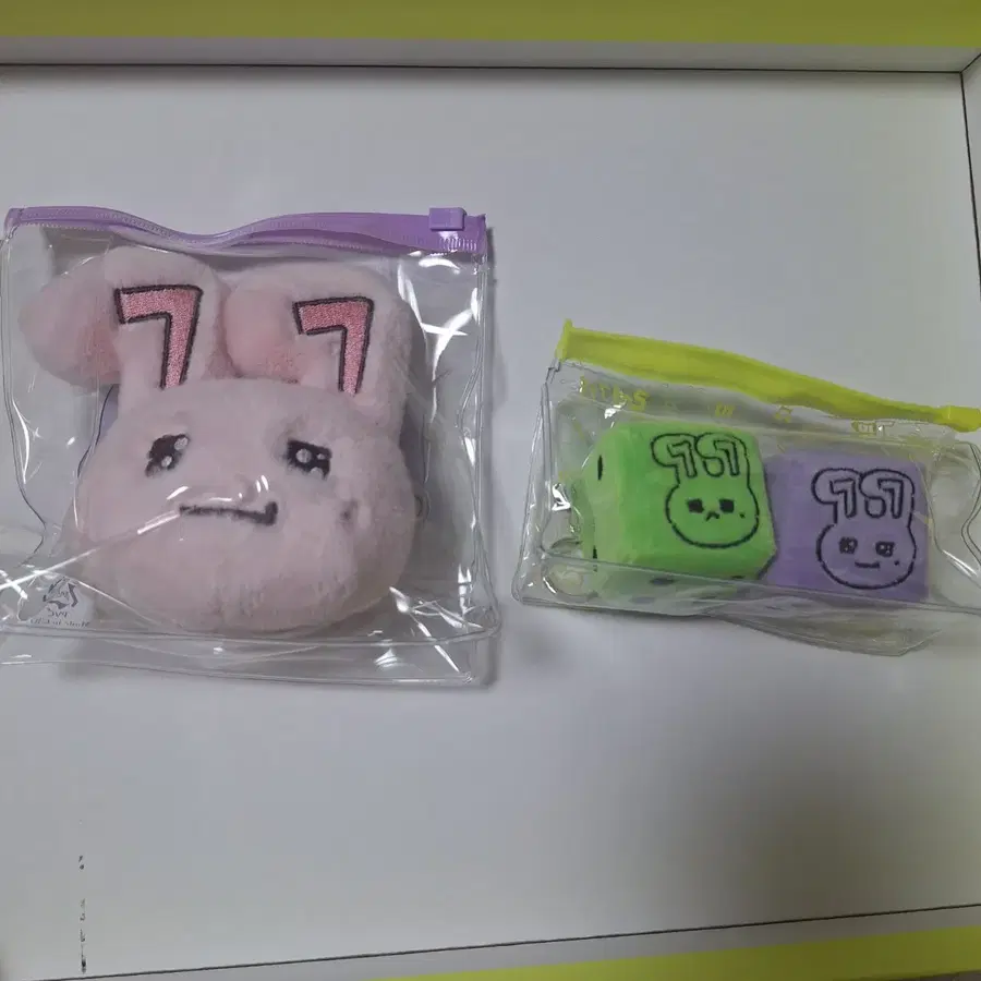 유애나 7기 토끼 인형 럭끼+ 주사위