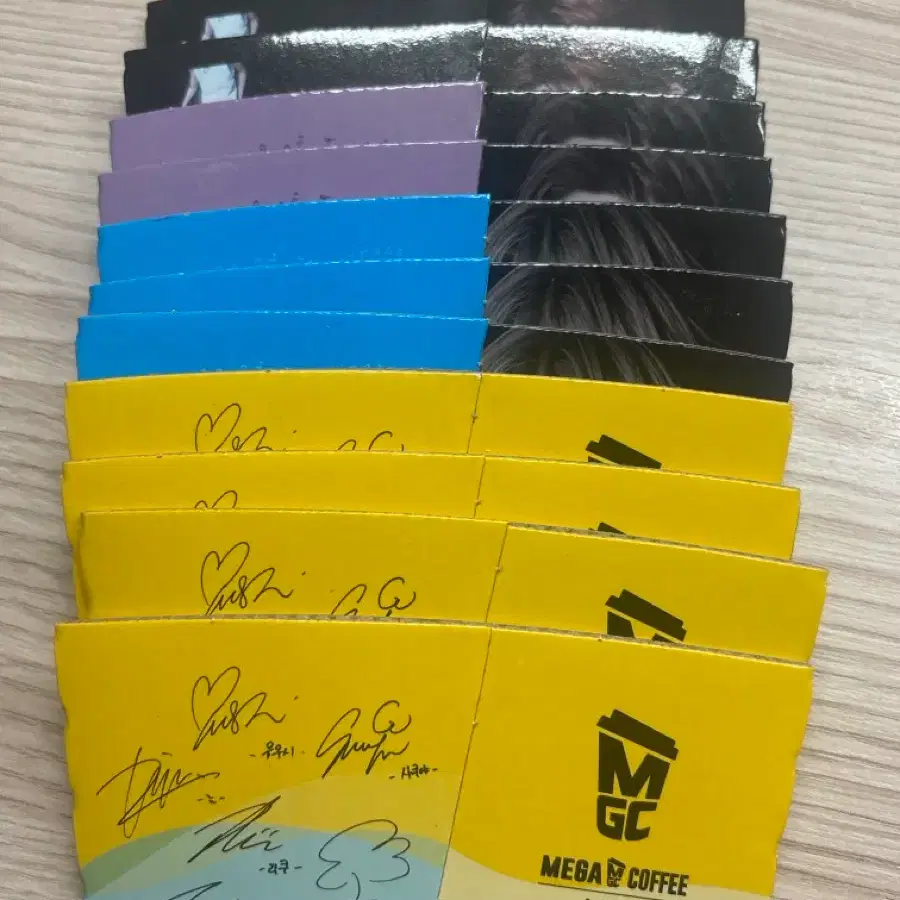 엔시티 위시 메가커피 컵홀더 판매 시온리쿠재희유우시료사쿠야