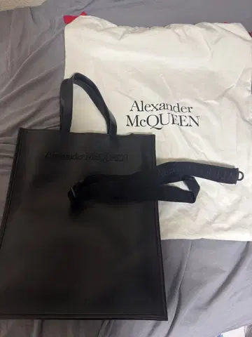 Alexander McQueen 가죽 토트