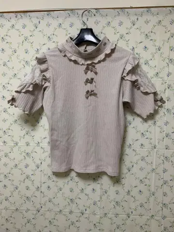 NOEMIE 노에미 키라키라 리본 오픈 숄더 핑크