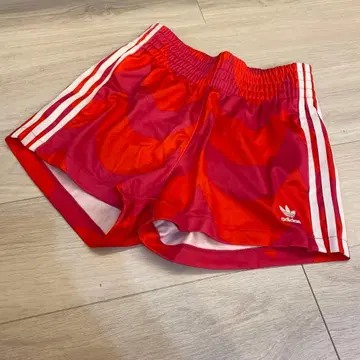 아디다스 x 마리메꼬 콜라보 숏팬츠 adidas marimekko