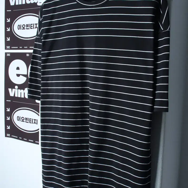 (M-XL) 더니트컴퍼니 반팔 티셔츠 스트라이프 블랙 올드스쿨-H35294