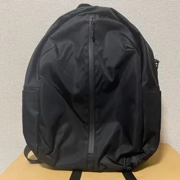 무인양품 어깨 부담을 줄이는 발수 럭색 원형 블랙